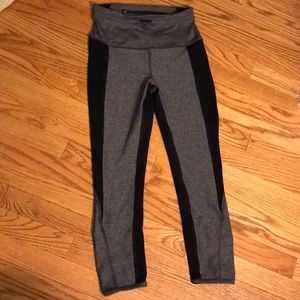 Athleta yoga Capri pants